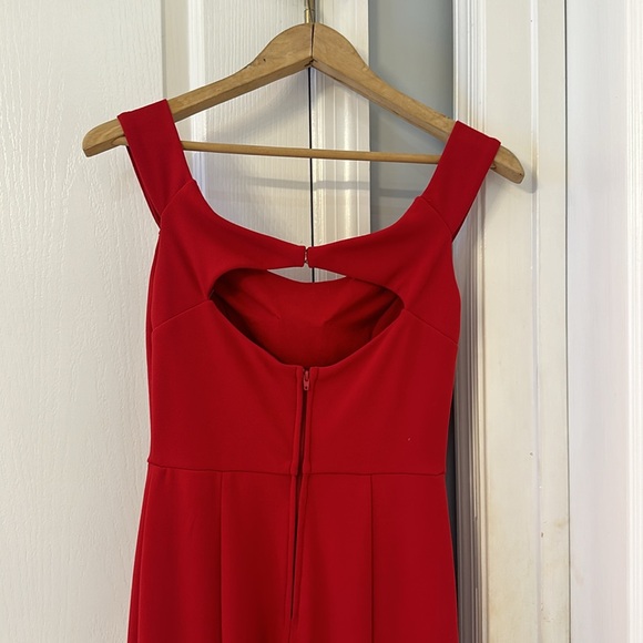 Jackie Kristopher Red Mermaid Gown – Size 1 | Elegant Formal Dress - Picture 8 of 10